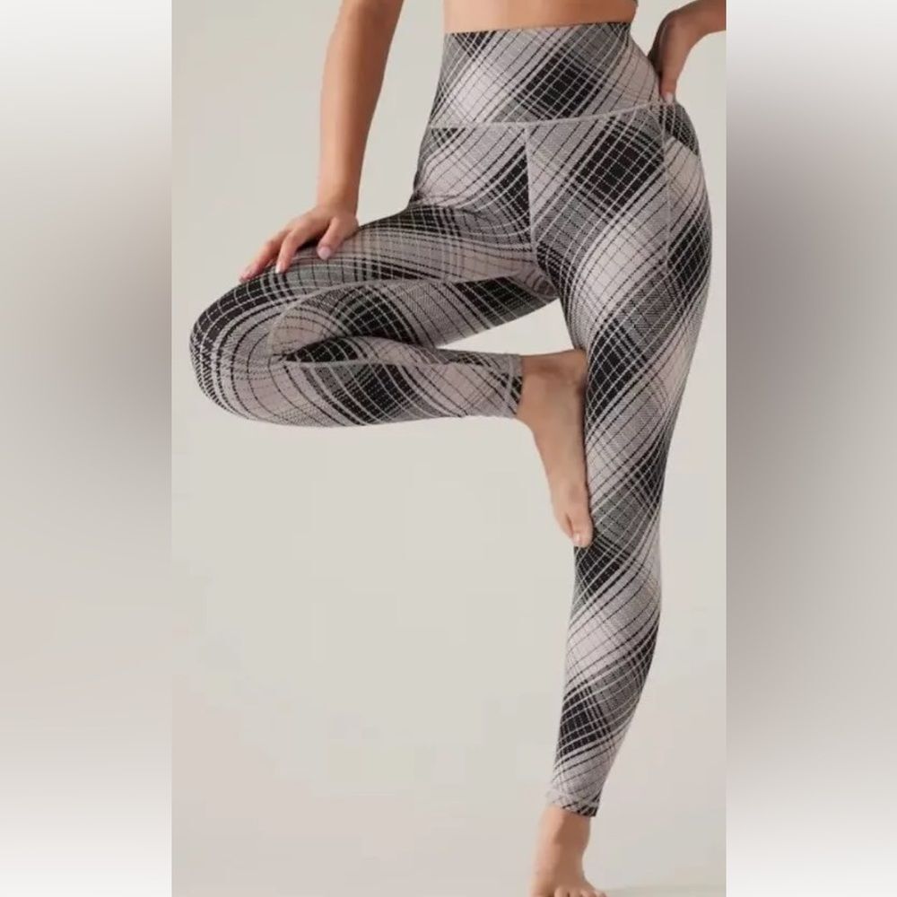 Athleta Salutation Stash Tight Plaid High-Waisted Women's Leggings size XXS - Picture 4 of 13